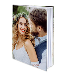 Cuaderno con tapa dura A4 (hojas en blanco)